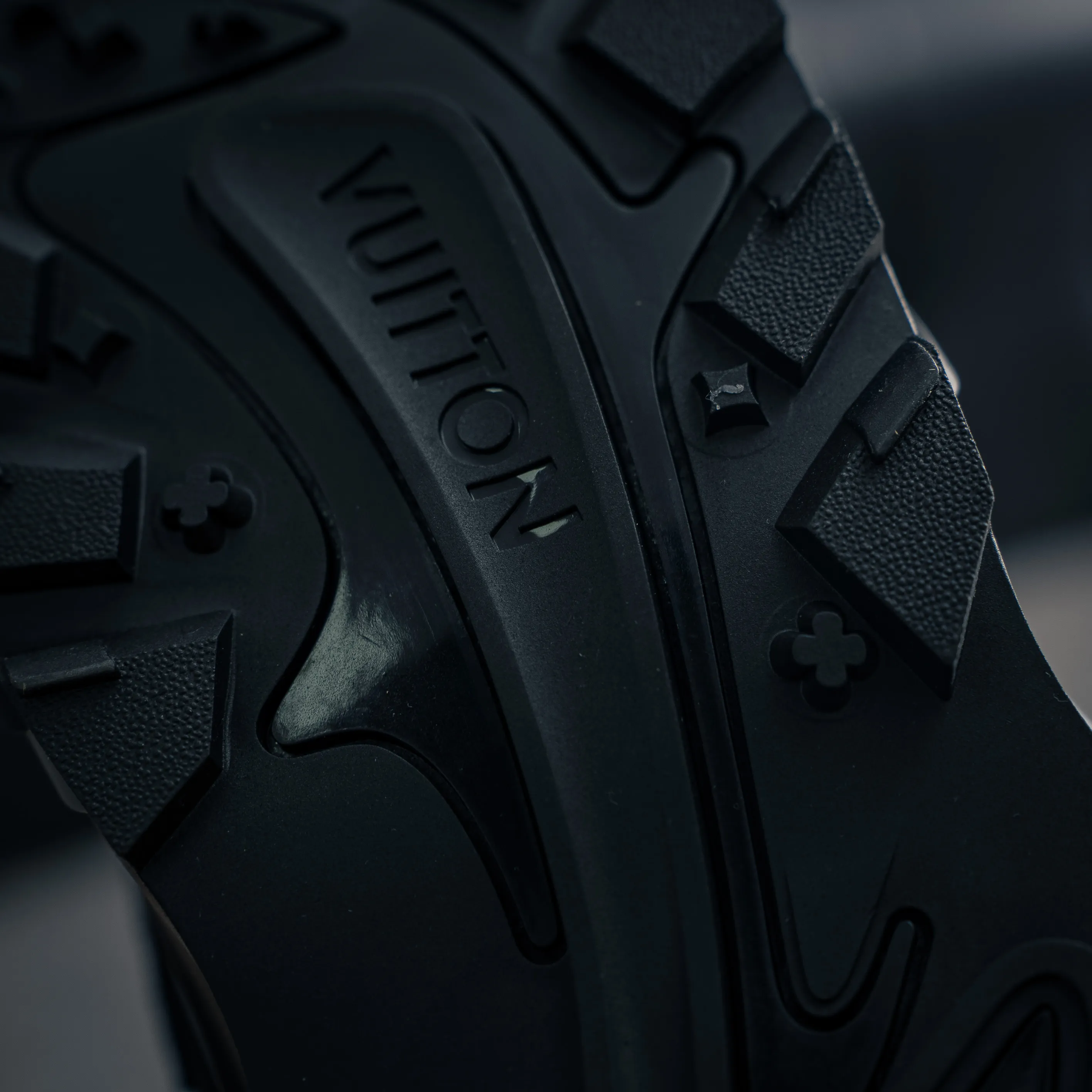 # Lv Tatic Runner Tatic Runner Series Platform Sole Chunky Sneakers， Retro Shoes ， 。Shoes ， "VUITTON